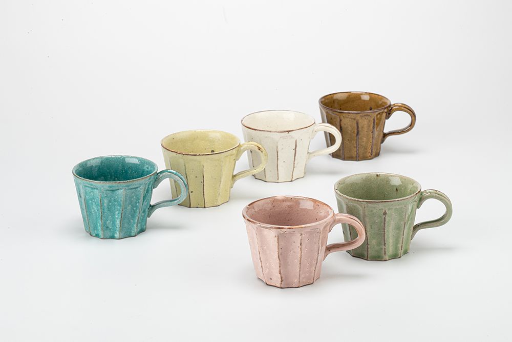 泉工芸のマグカップ、全6色